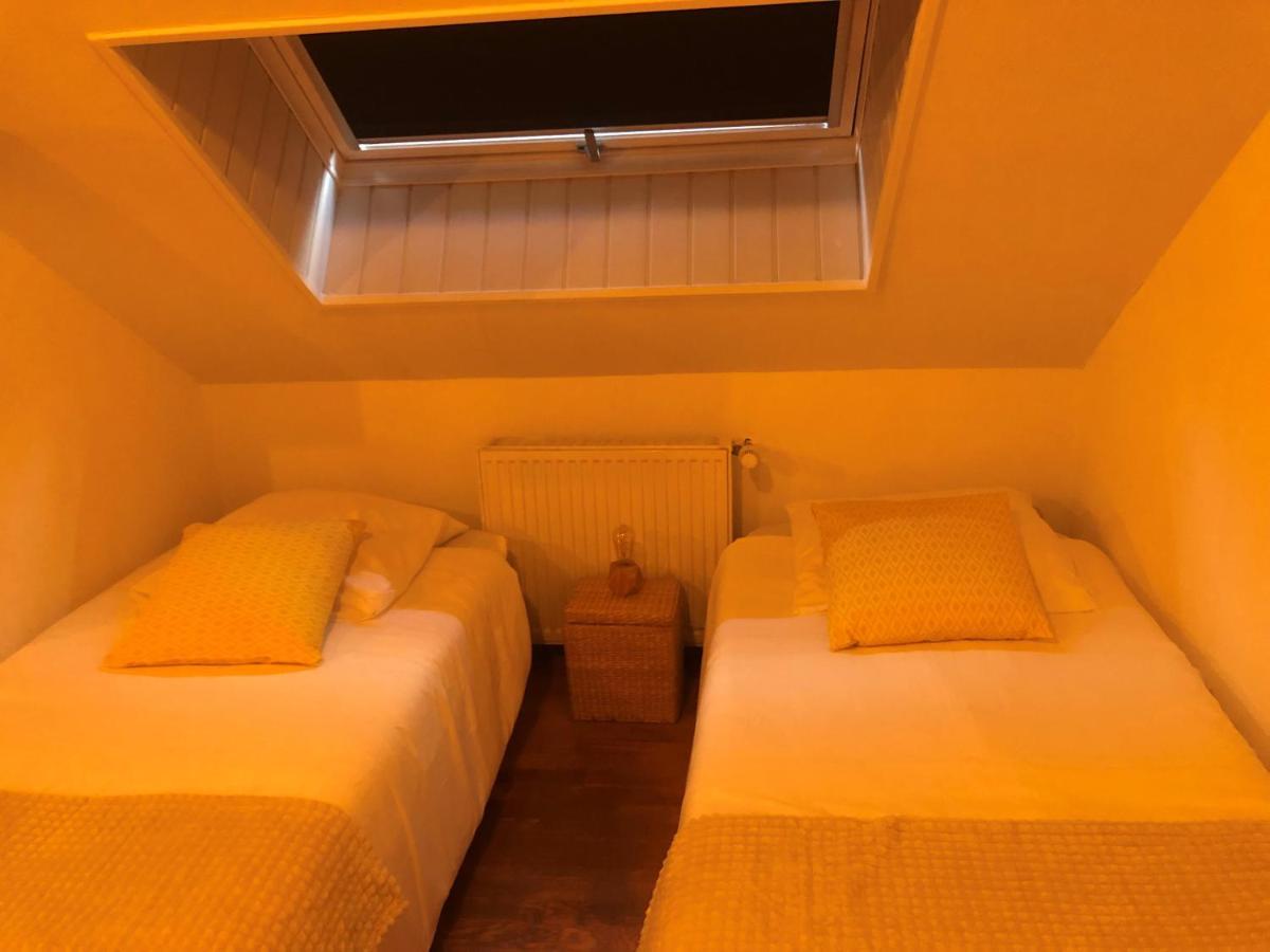 Grande Chambre Familiale Jaune Tout Bonnement Bien Putot-en-Auge Eksteriør bilde